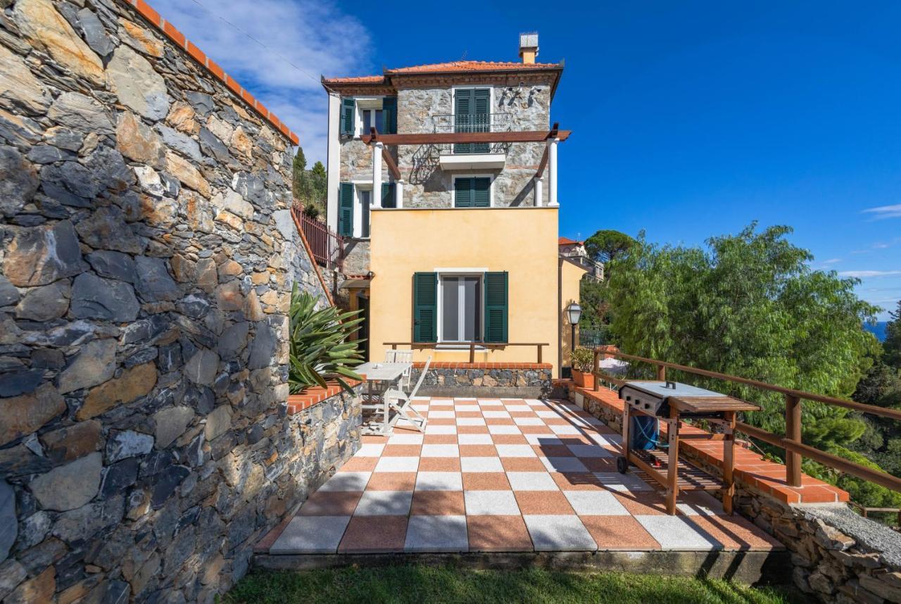 La Sterlizia Di Santa Croce Hotel Alassio Exterior photo