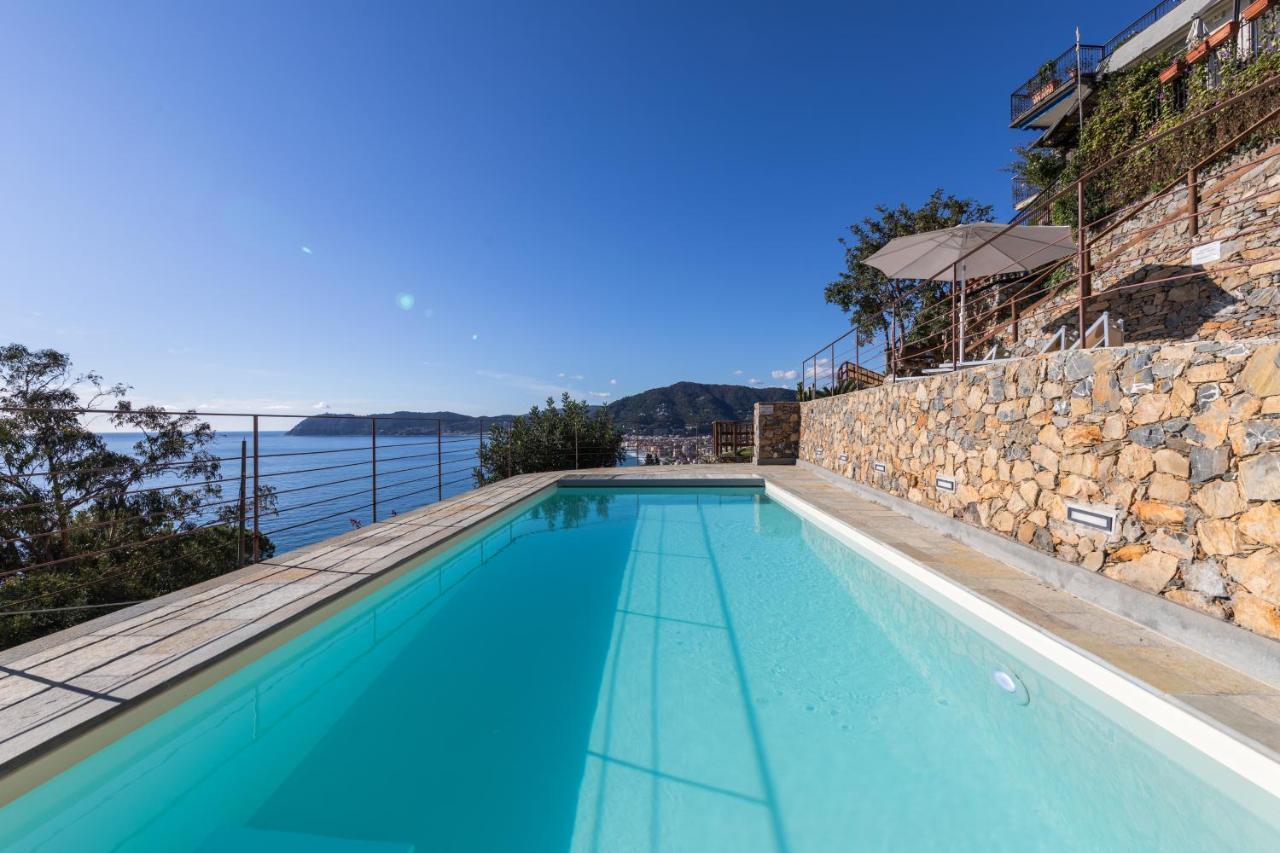 La Sterlizia Di Santa Croce Hotel Alassio Exterior photo
